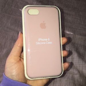 IPhone 8 silicone case